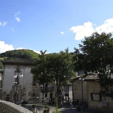 Gasthof Piazza Vecchia *