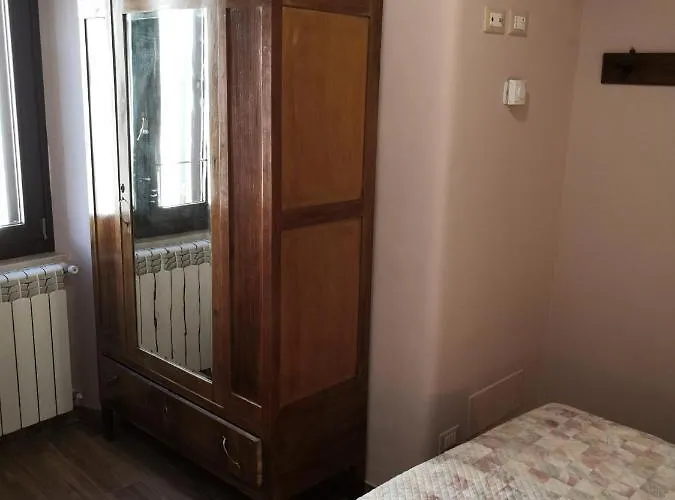 Гостевой дом Piazza Vecchia 3*