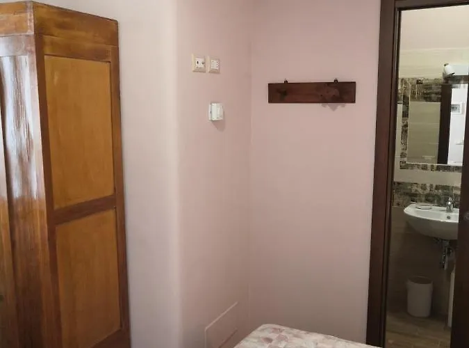 Piazza Vecchia Сканно