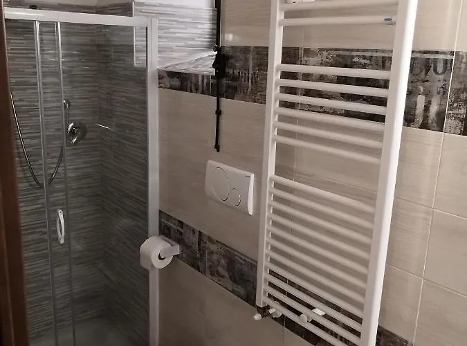 Piazza Vecchia 3* Сканно